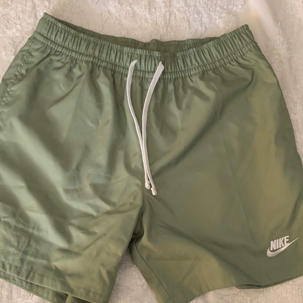 Nike men’s shorts/swim shorts size small